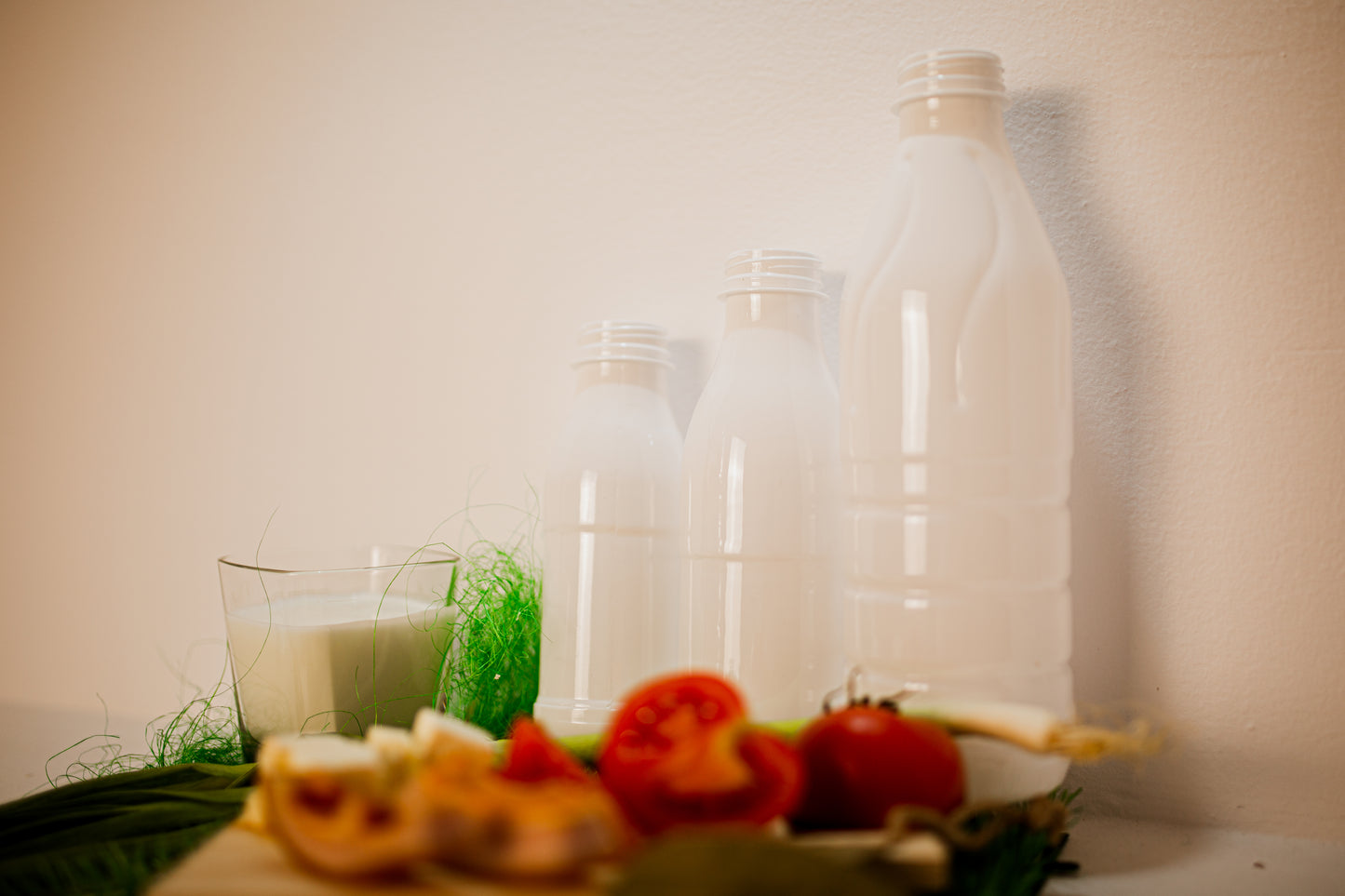 Flacon PET 500 ml (0.5l) alb, opac - Ambalaj profesional pentru lapte, iaurt și sucuri naturale | WestPlast